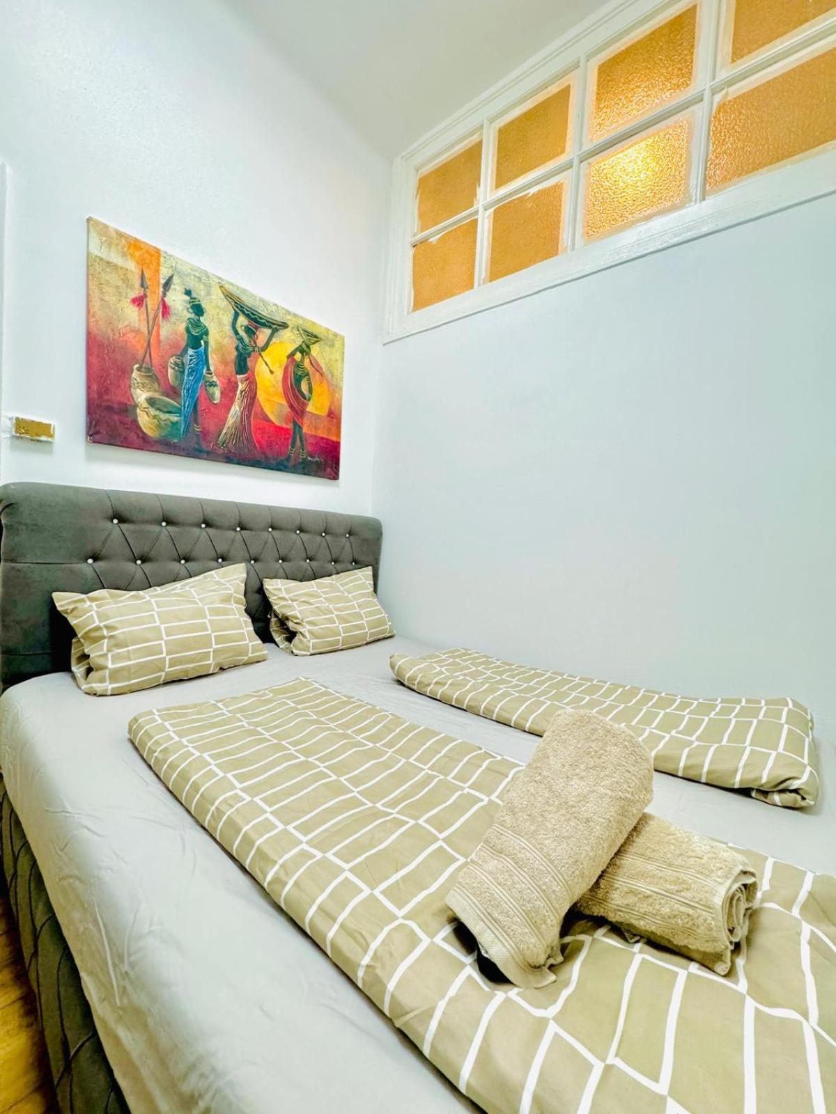 Cozy 9Br Shared Apartment, Only 12Min Walk To Augarten Wien Ngoại thất bức ảnh