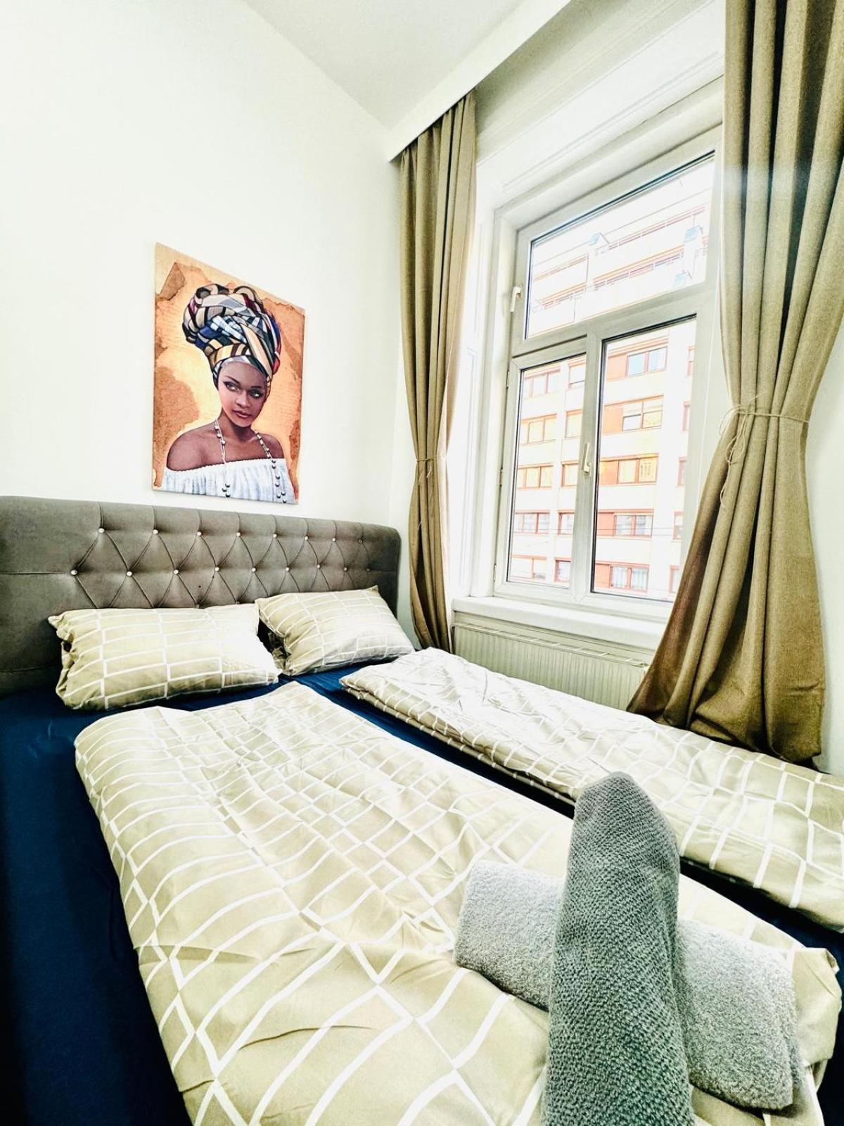 Cozy 9Br Shared Apartment, Only 12Min Walk To Augarten Wien Ngoại thất bức ảnh