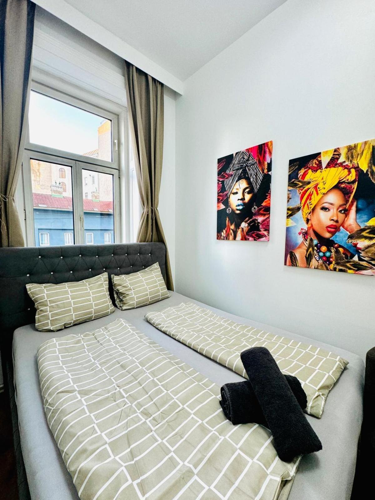 Cozy 9Br Shared Apartment, Only 12Min Walk To Augarten Wien Ngoại thất bức ảnh
