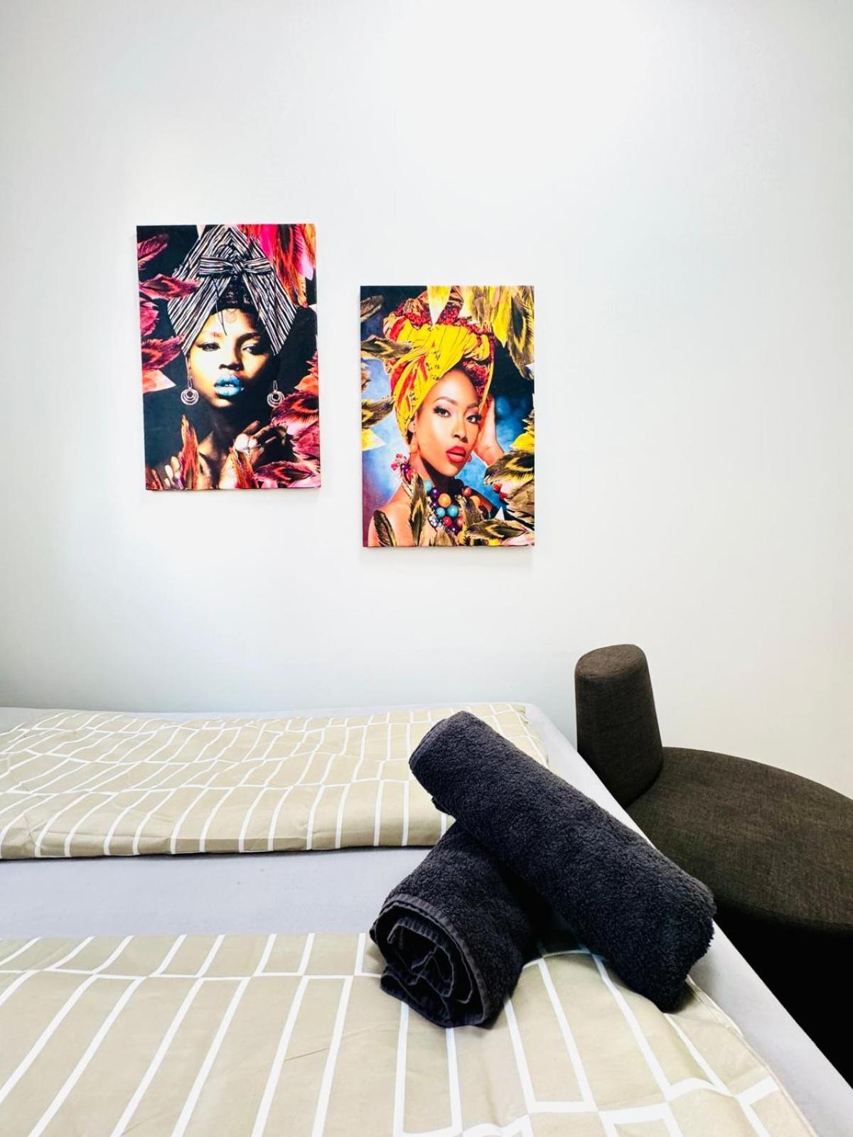Cozy 9Br Shared Apartment, Only 12Min Walk To Augarten Wien Ngoại thất bức ảnh