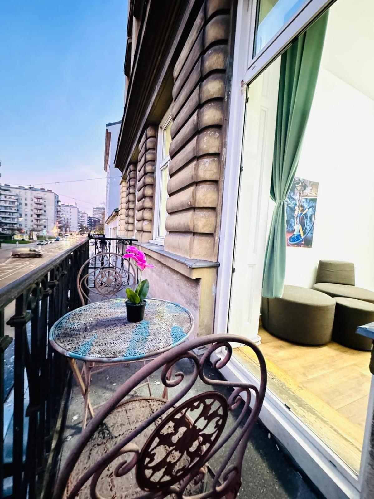 Cozy 9Br Shared Apartment, Only 12Min Walk To Augarten Wien Ngoại thất bức ảnh