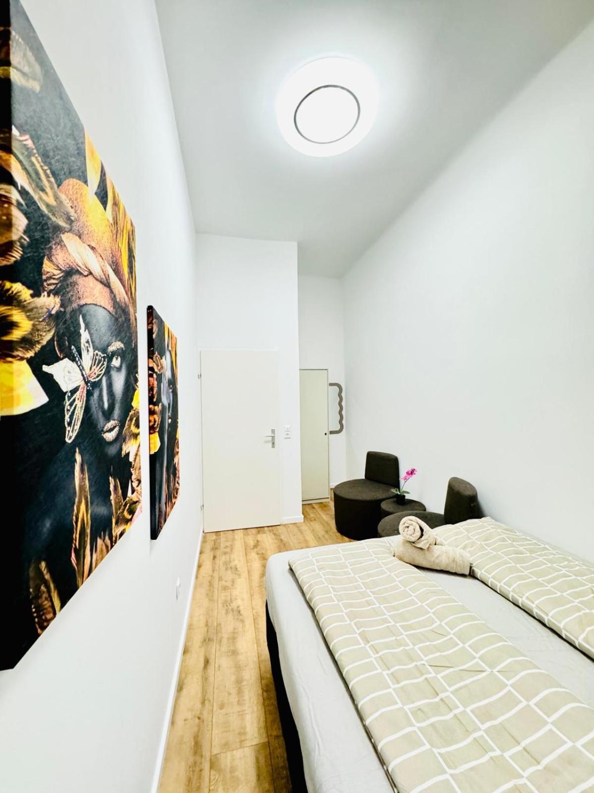 Cozy 9Br Shared Apartment, Only 12Min Walk To Augarten Wien Ngoại thất bức ảnh