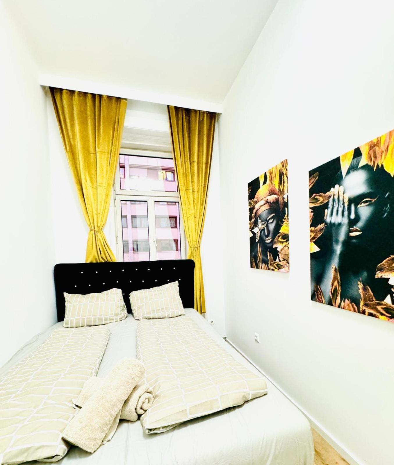 Cozy 9Br Shared Apartment, Only 12Min Walk To Augarten Wien Ngoại thất bức ảnh